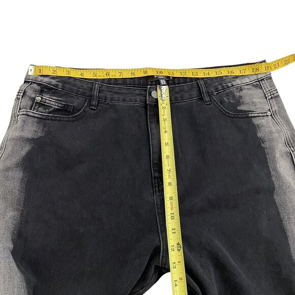 Missguided Plus Mom Jeans With Bleach Side Panel Black Size 16 - Picture 8 of 11